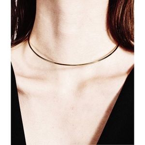 Gold Round Choker
